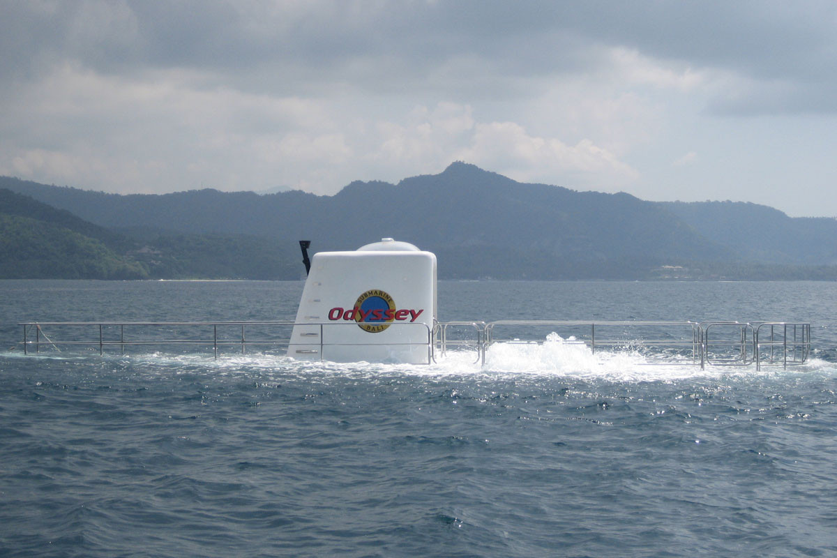 Submarine Safaris Asia, Ltd. is launching a worldwide fleet of sightseeing submarine, a Tourist Submarine.People of all ages and physical condition, in a safe and comfortable atmosphere, can now exper