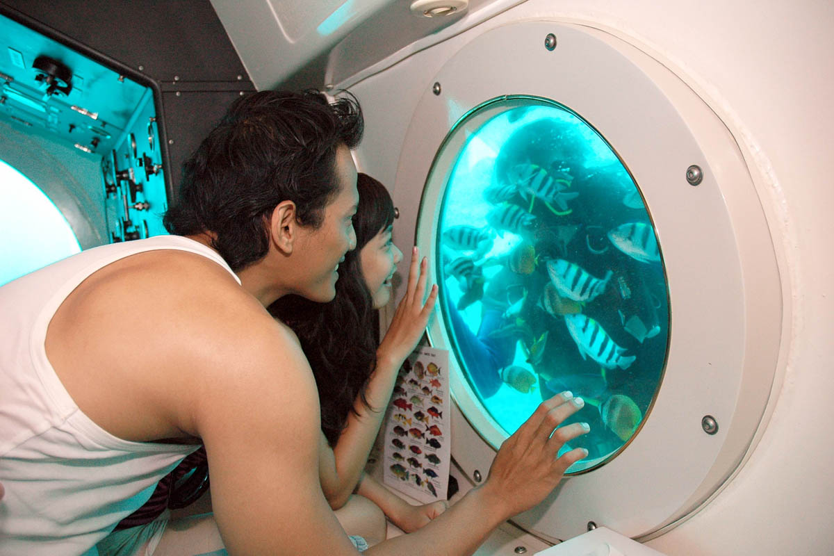 Submarine Safaris Asia, Ltd. is launching a worldwide fleet of sightseeing submarine, a Tourist Submarine.People of all ages and physical condition, in a safe and comfortable atmosphere, can now exper