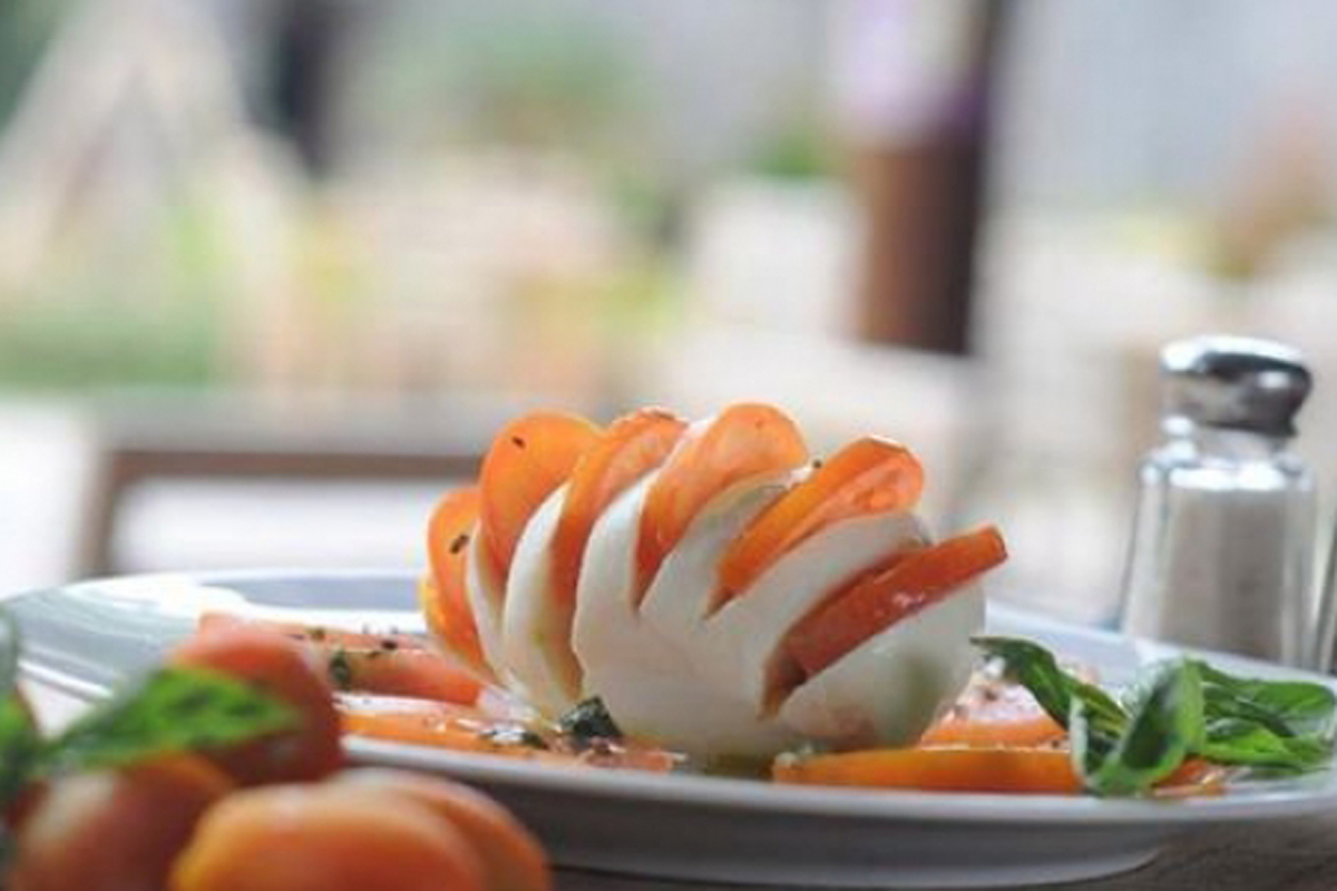 Trattoria Ubud is one of 20 Trattoria opened in Asia.The first one was estabilished in December 2002, in the popular Seminyak area of Bali, Trattoria has become known to expats, tourists and loca
