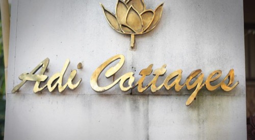 Adi Cottages is centrally located in the heart of Monkey Forest Street, a sort walk to the Monkey Fo